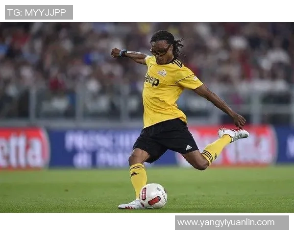 全球最帅十大足球球星盘点 颜值与实力并存的球场男神