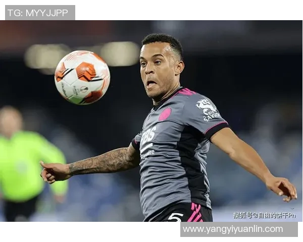 热搜足球球星排名榜引发热议